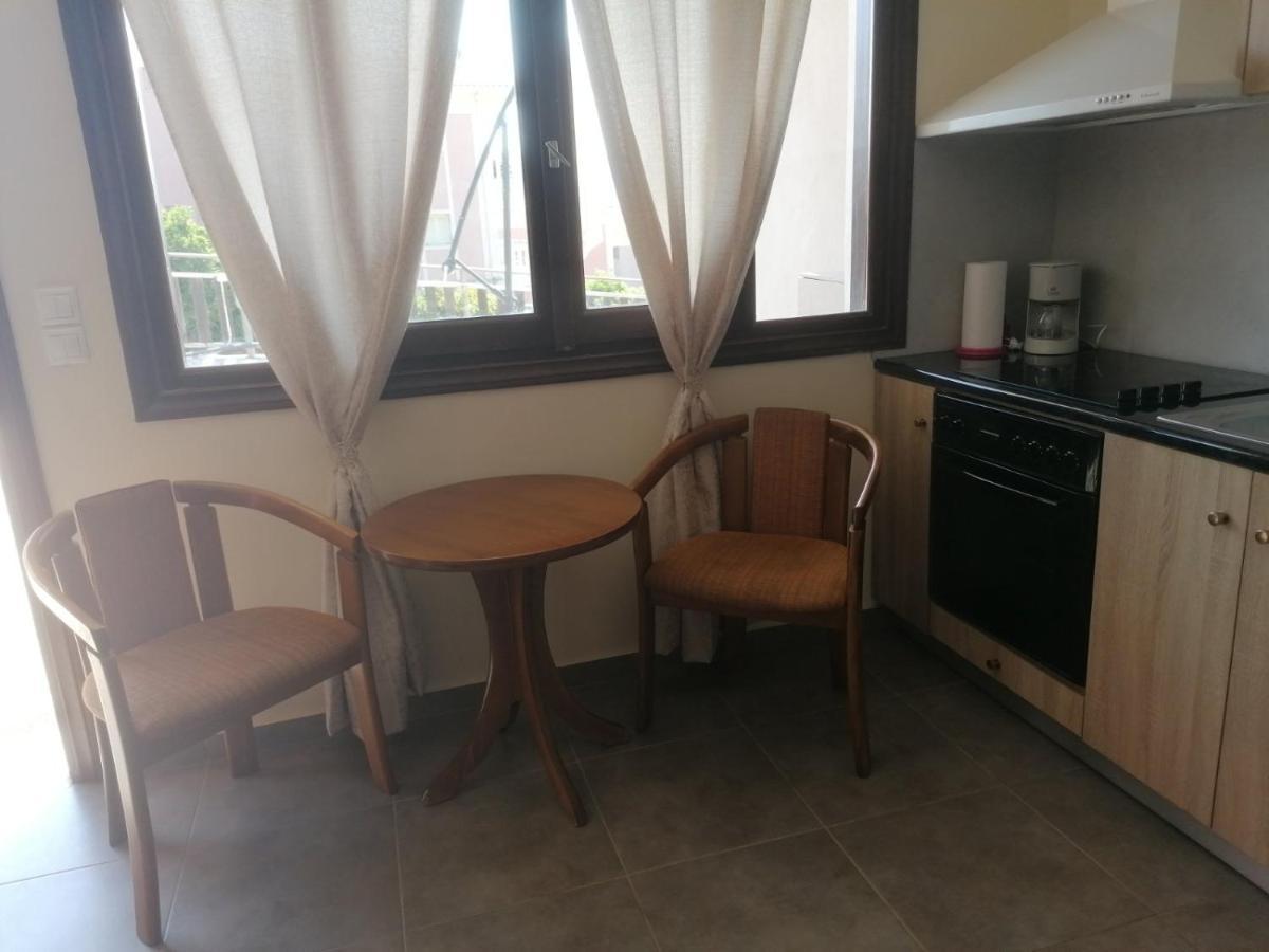 Ionion Fos Aparthotel Nikiana Luaran gambar