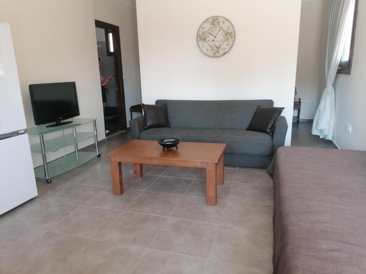 Ionion Fos Aparthotel Nikiana Luaran gambar