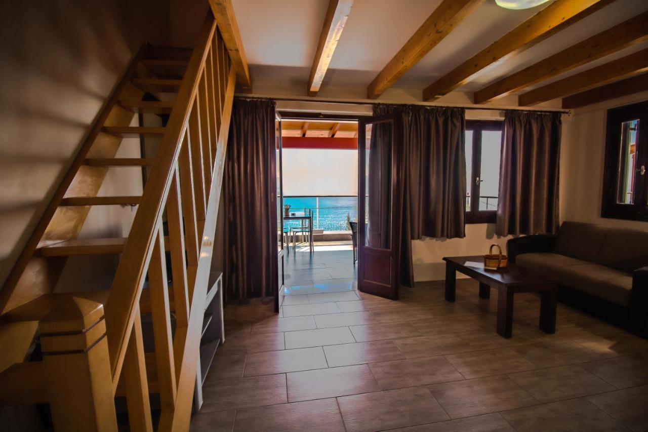 Ionion Fos Aparthotel Nikiana Luaran gambar