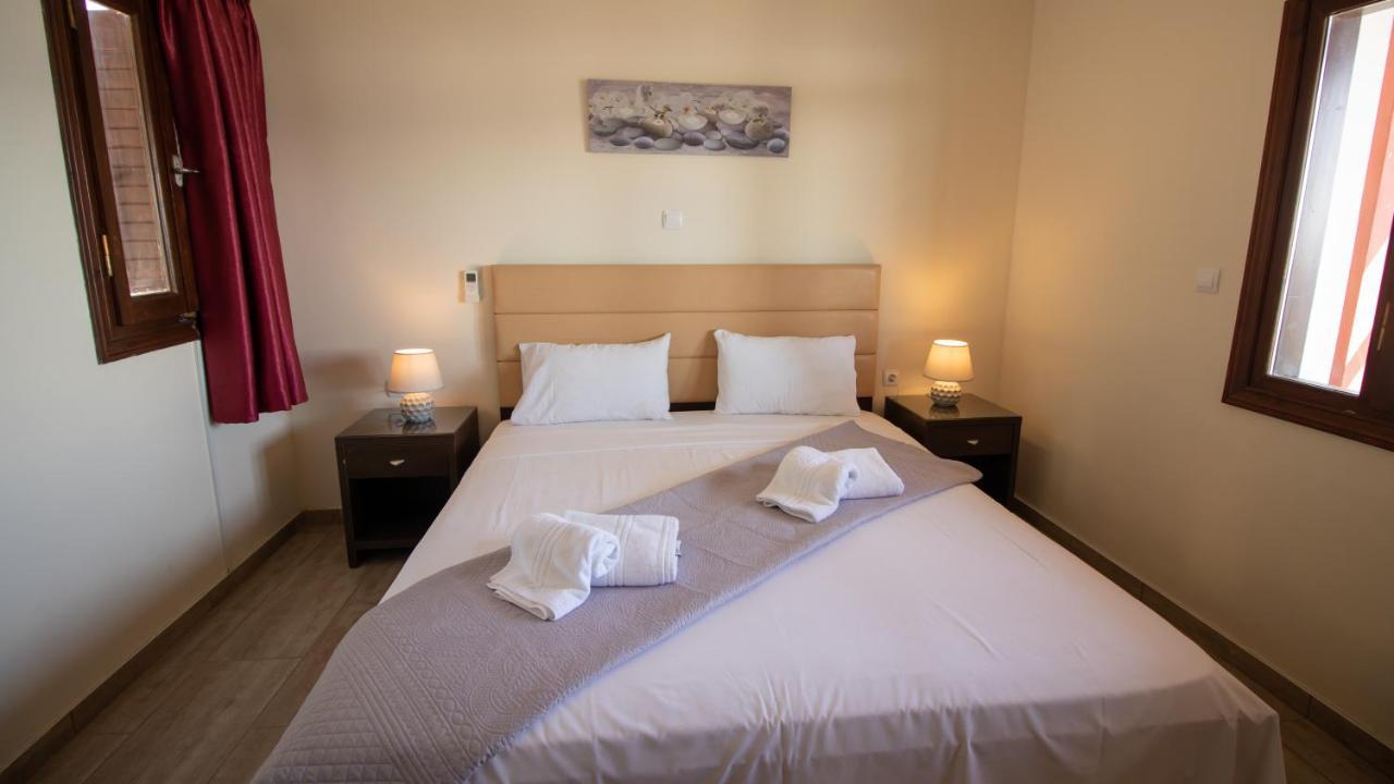 Ionion Fos Aparthotel Nikiana Luaran gambar