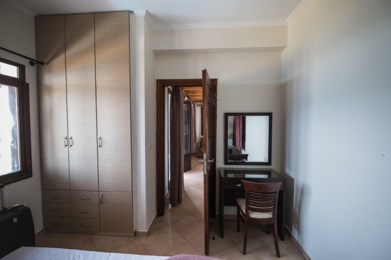Ionion Fos Aparthotel Nikiana Luaran gambar